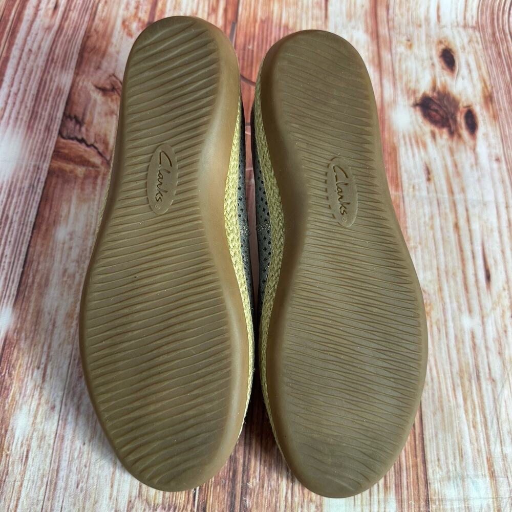 Clarks DANELLY ADIRA Size 7 Gray Leather Espadrille Loafers Ballet Flats Shoes - Picture 8 of 10